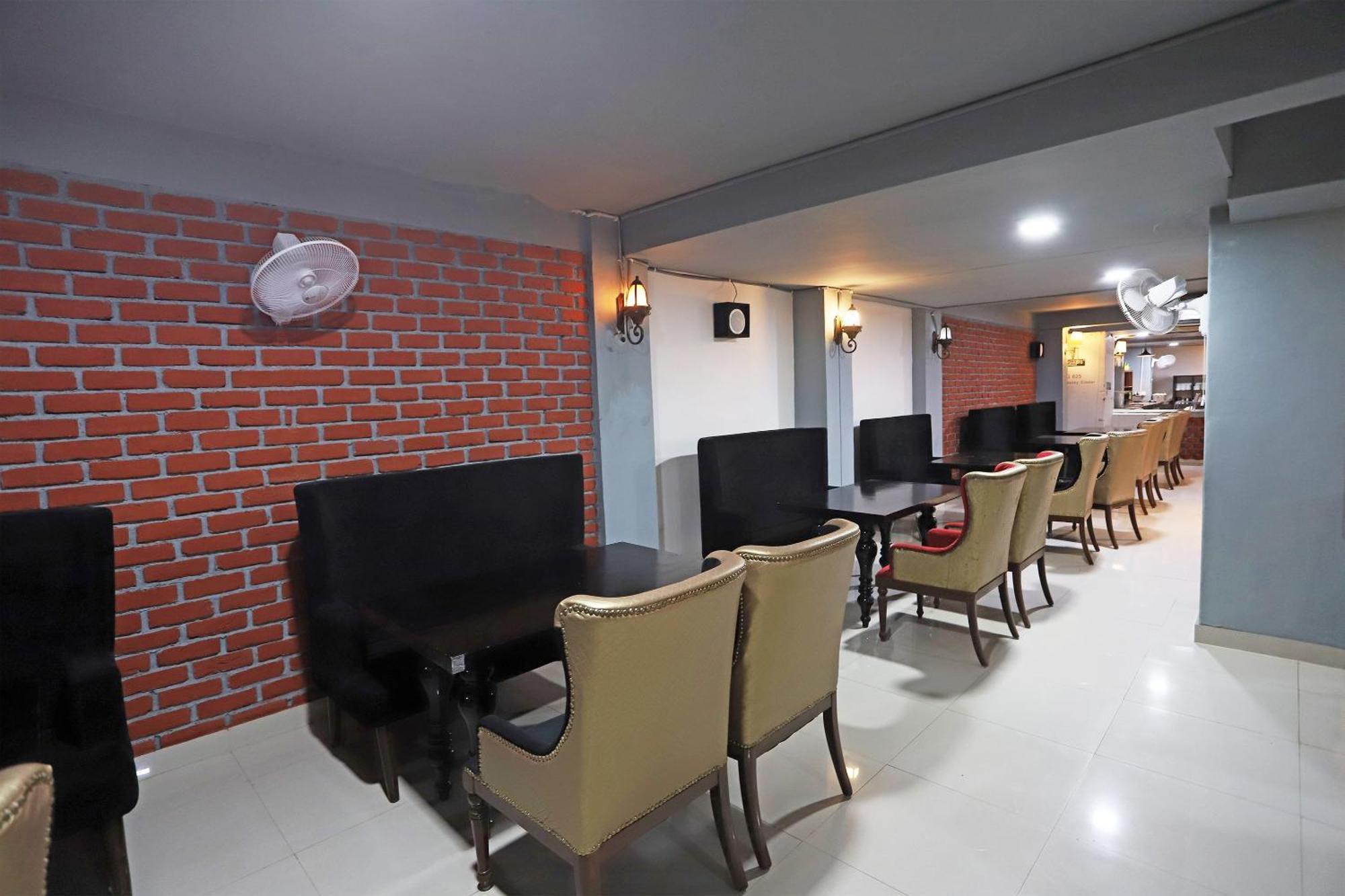 Super Capital O Levanti Near Aravali Biodiversity Park 구르가온 외부 사진