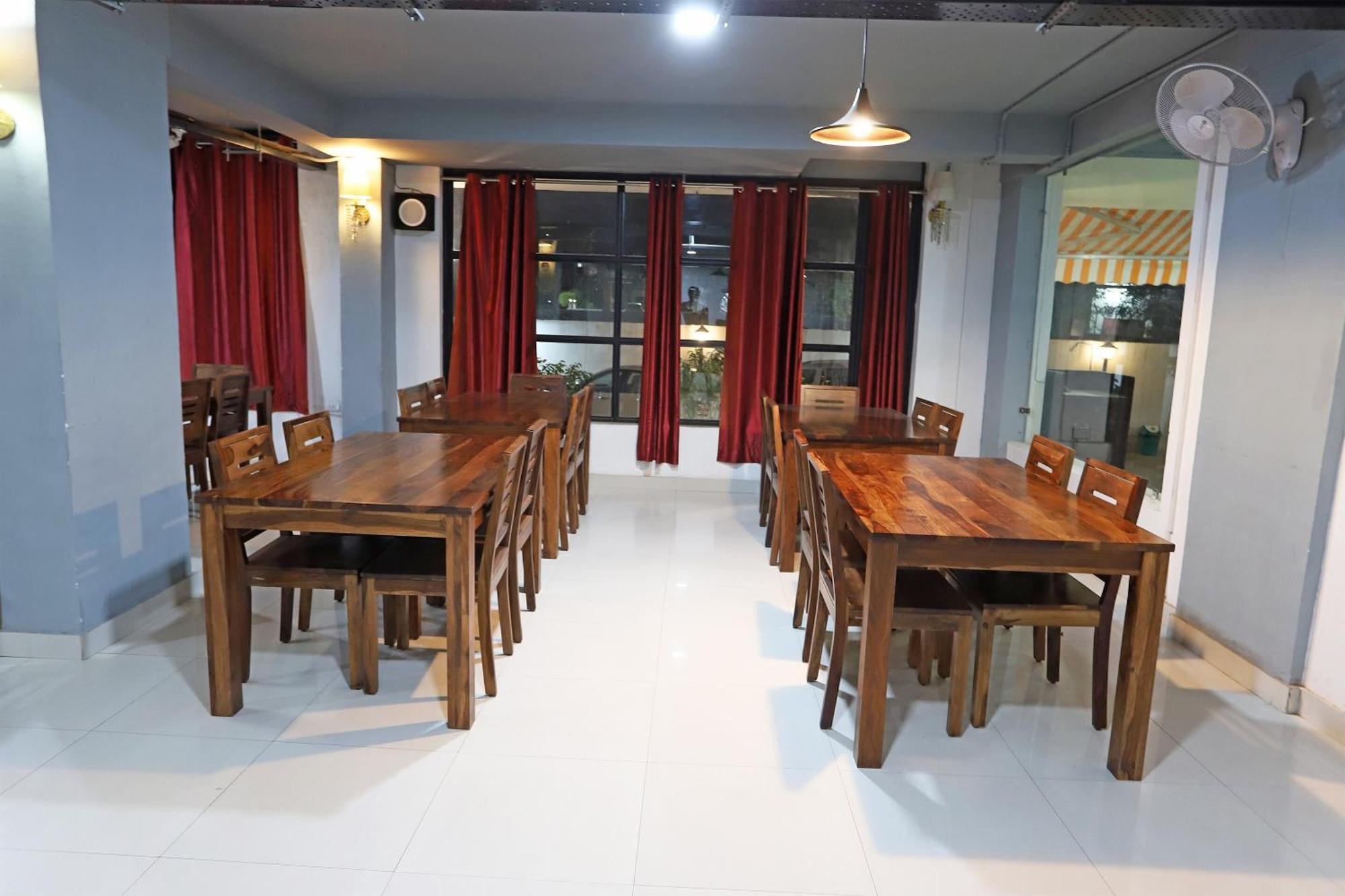 Super Capital O Levanti Near Aravali Biodiversity Park 구르가온 외부 사진